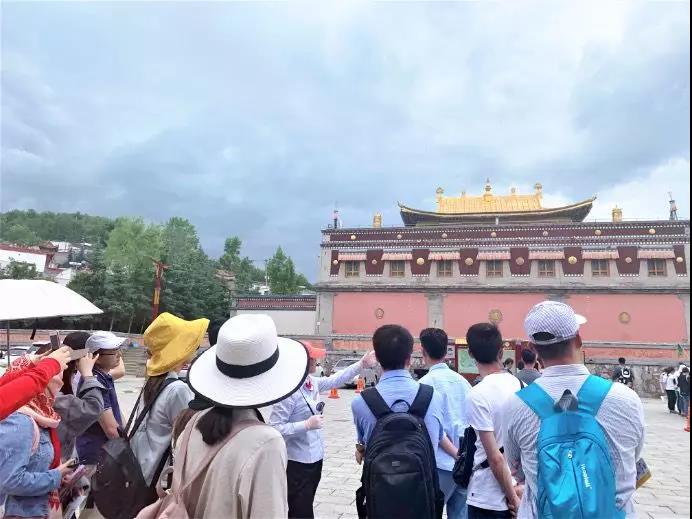 拥华之旅 | 跟着优秀员工的步伐，游遍青海！(图2)
